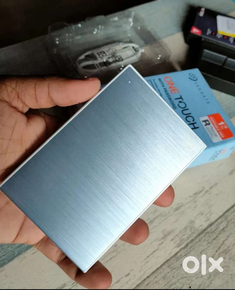 Seagate 2 TB hard disk