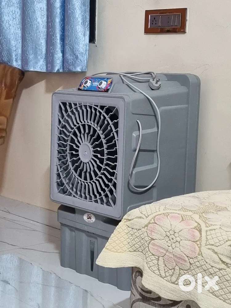 New cooler for sell, 3 month old.