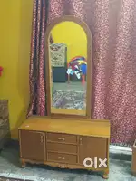 Dressing table.(With mirror)