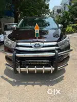 Toyota Innova Crysta 2.4 V 8 STR, 2017, Diesel