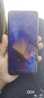 Tampad glass tuta hai folder thik hai back panel tuta hai pH okay hai
