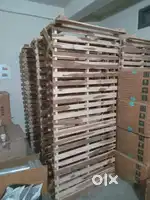 Menequenes and bed 3/6 for sale