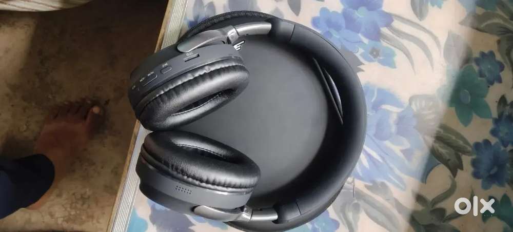 Boss headphones in primium quality