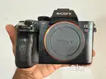 Sony 7r3 body & 28-70 kit lens