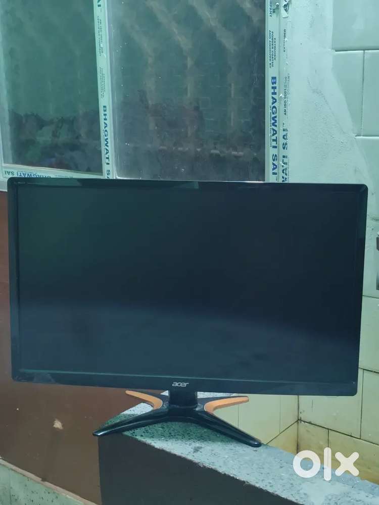 Acer 60.96 cm (24 inch) HD TN Panel Gaming Monitor (GN246HL)