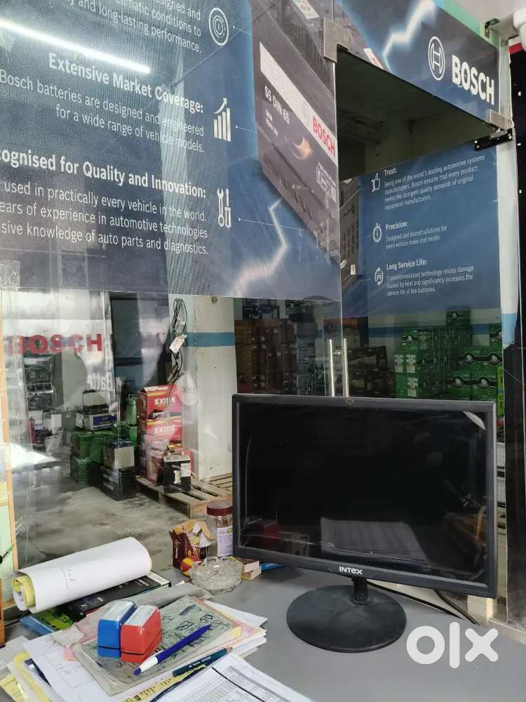 Hello i am hire a office worker