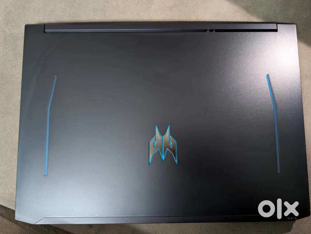 Acer Predator Helios 300 (16GB, 1TB HDD, 256GB SSD, 15.6in)