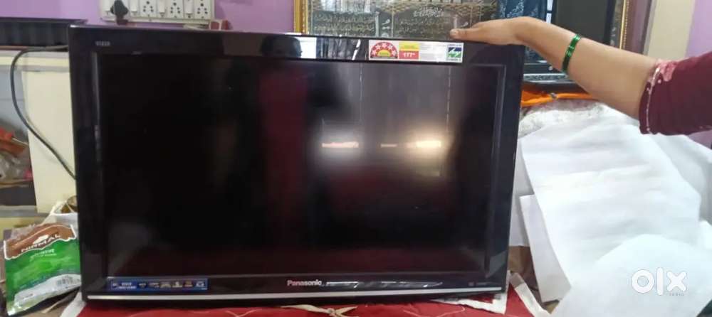 Panasonic LCD TV and Headset for computer and Laptop