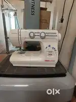 Tailoring machine sewing machine Usha janome Wonder switch