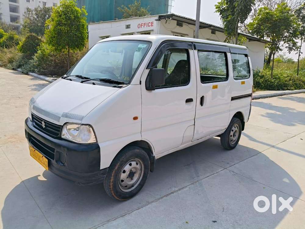 Maruti Suzuki Versa DX2 5 Seater BSIII, 2015, Petrol