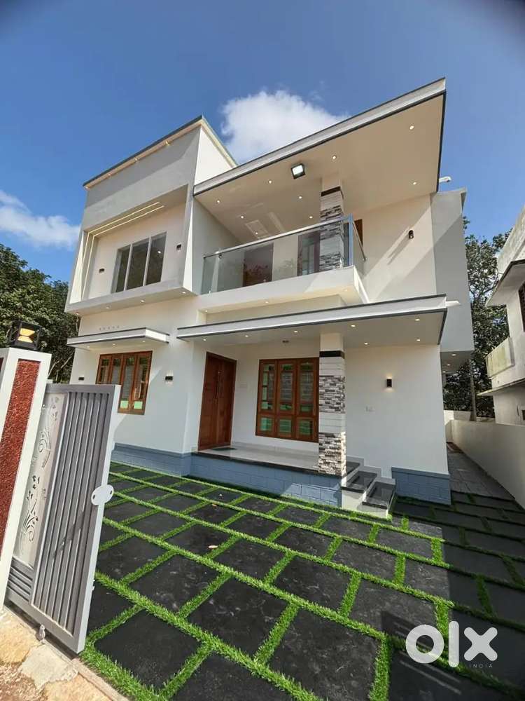 Corporation Area 4 bhk premium house @ Sreekaryam AYIROOPPARA