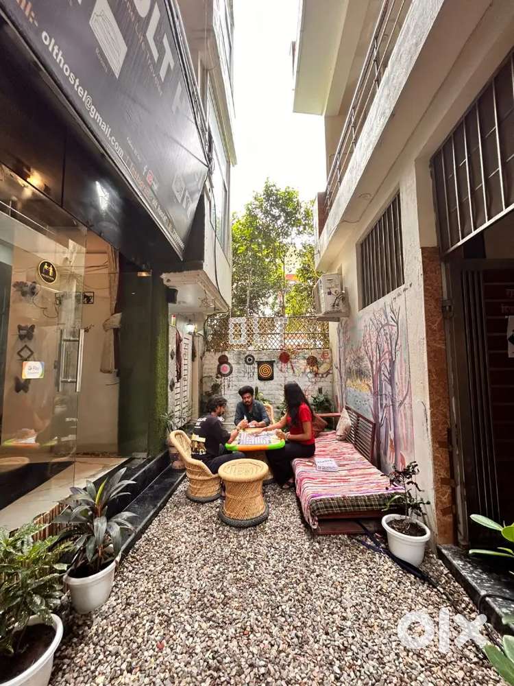 Urgently looking for house keeper