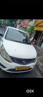 Good condition koi kam nhi hai car ma