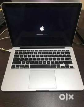 Apple macbook pro core i7 16gb Ram 512gb ssd