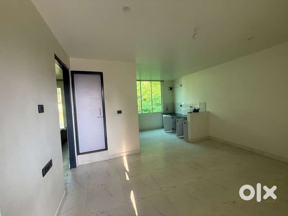 2bhk newly semi furnished rooms