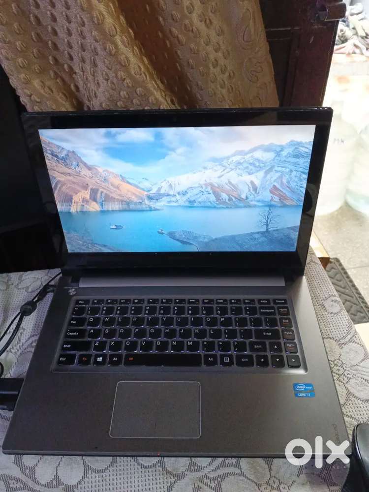 Lenovo i7 4th Generation 8+256 SSD, Touchscreen laptop with Charger