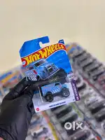 Hot wheels M Case