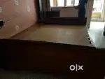 Segun wood Bed
