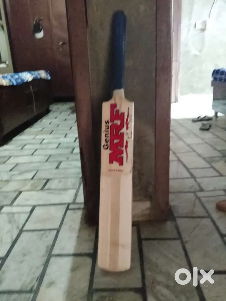 MRF CRICKET BAT
