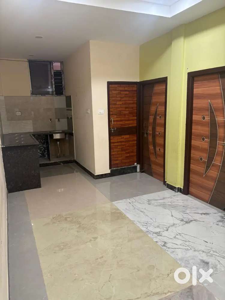 Room sharing for females