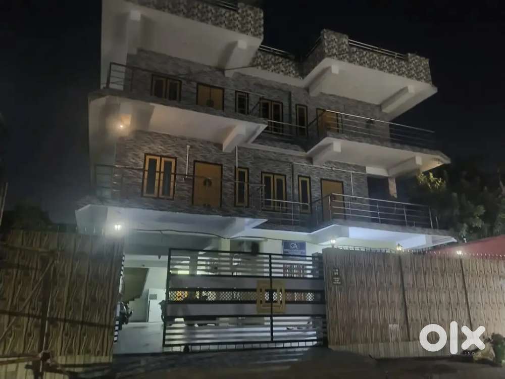 2 bhk and 1 bhk  for office/ students/ bachelors