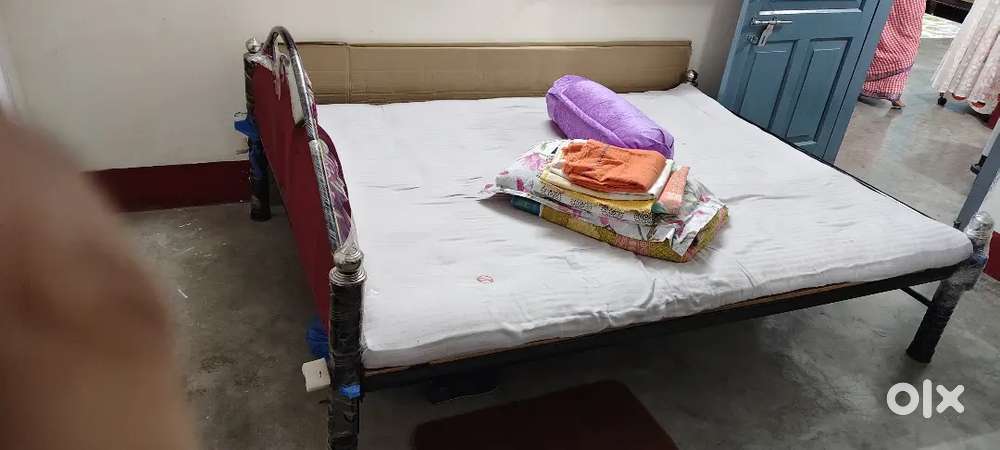 Metal Bed (cot)