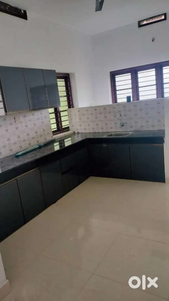 3BHK neat ground floor apartment near civil station Kozhikode+16000