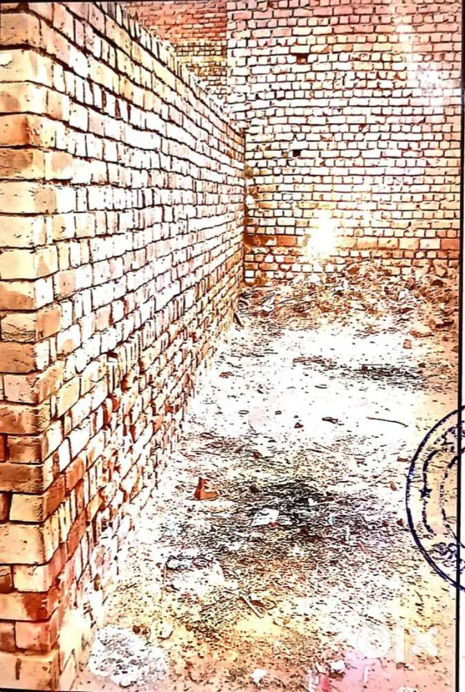 Plot for sale, 9.6X25 nehra nagar, bansal chonk, main location,