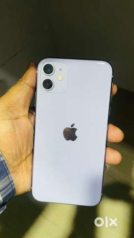 Iphone 11 , no single scratch , with bill and box