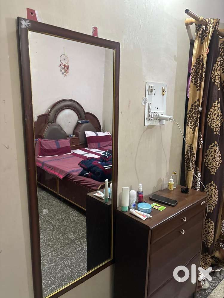 Fullu firnished pg available for girls