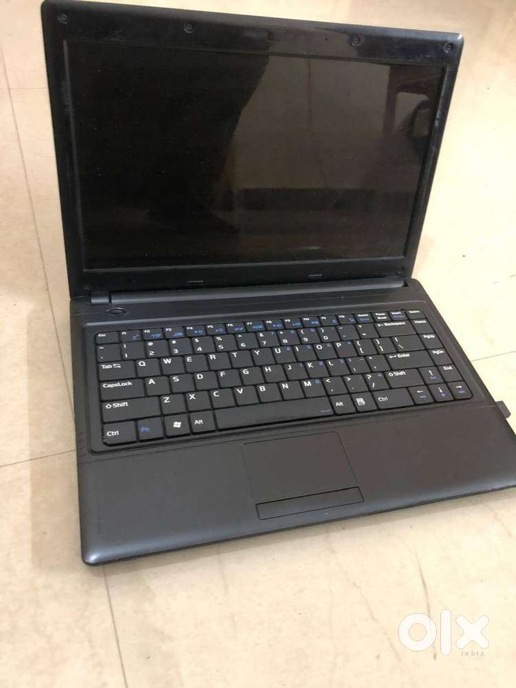 laptop in gud condition working with charger