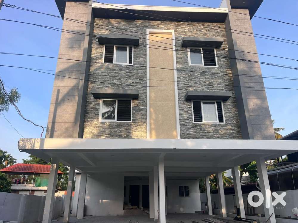 Apartment Building for sale near Kalamassery Medical Clg, Manalimukku