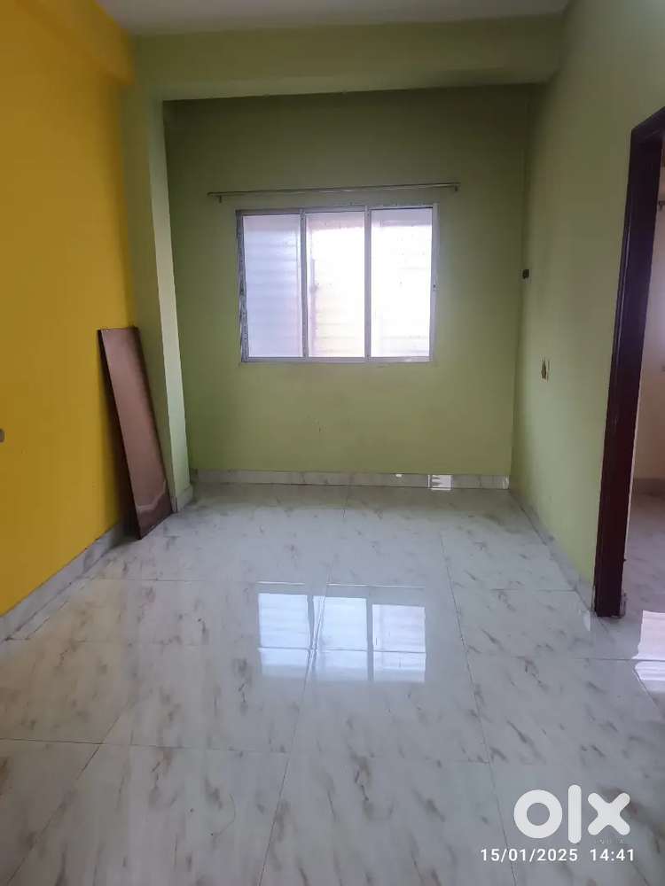 2 bhk flat for rent on e. M bye pass vip bazar