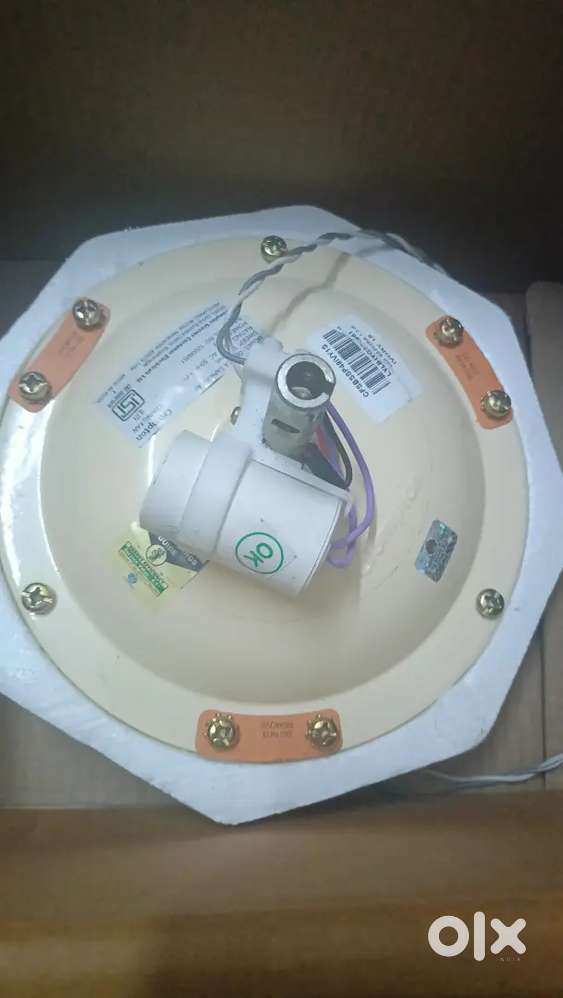 Crompton Fan For Sale 3 months Old Shifting Purpose