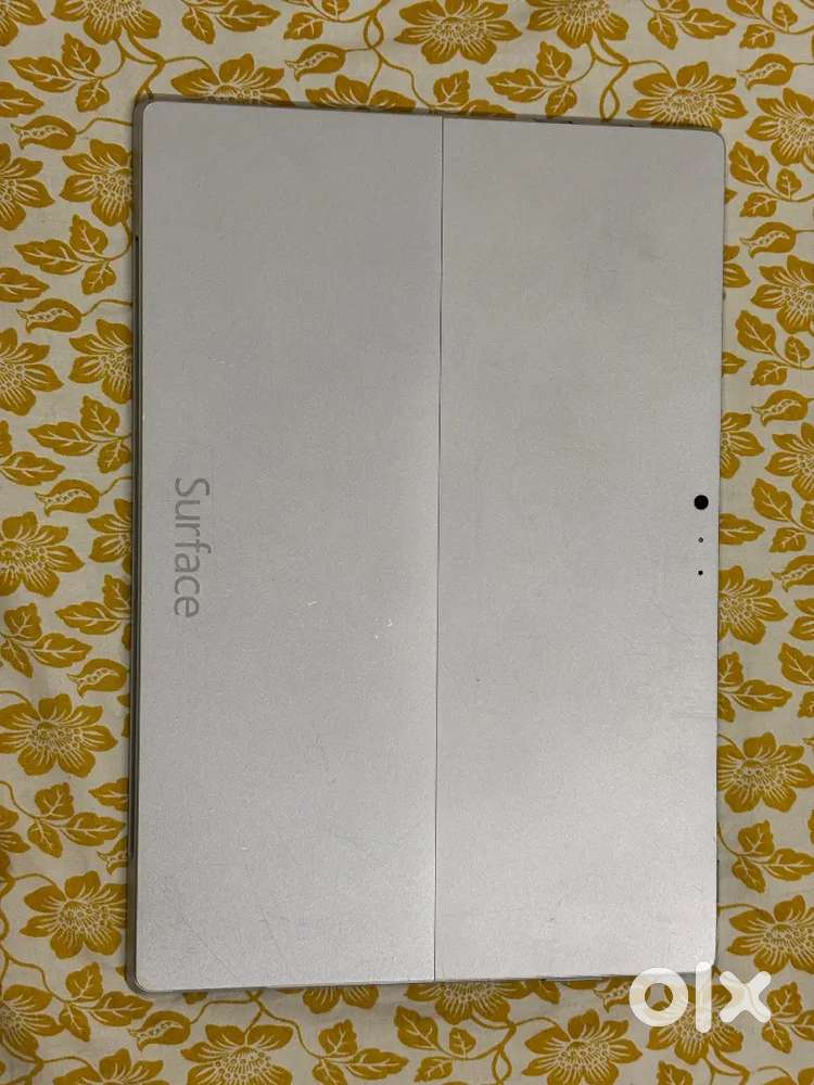 2 Microsoft surfaces, 1 acer