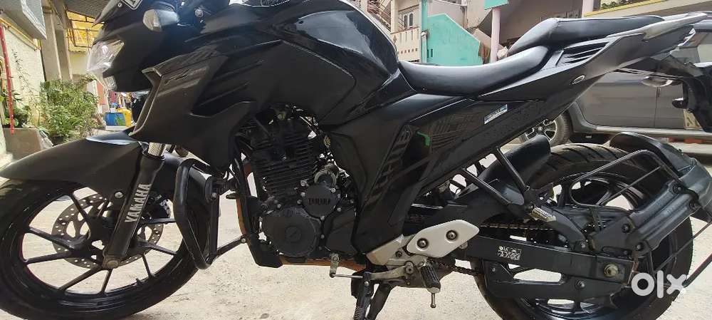Yamaha FZ 250