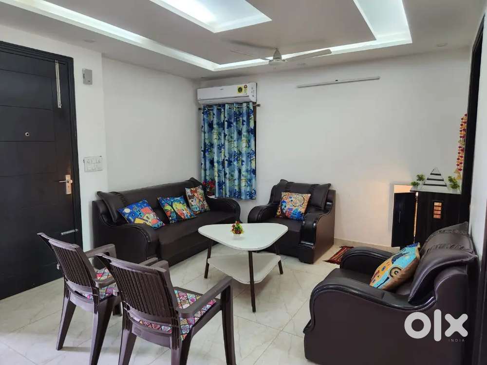 Full furnished 3BHK with lift in phase 2 Chattarpur