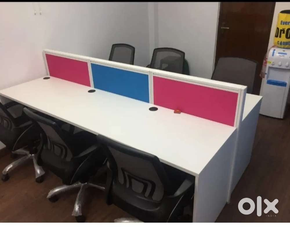 6 seater modular aluminum workstation brand new with chair