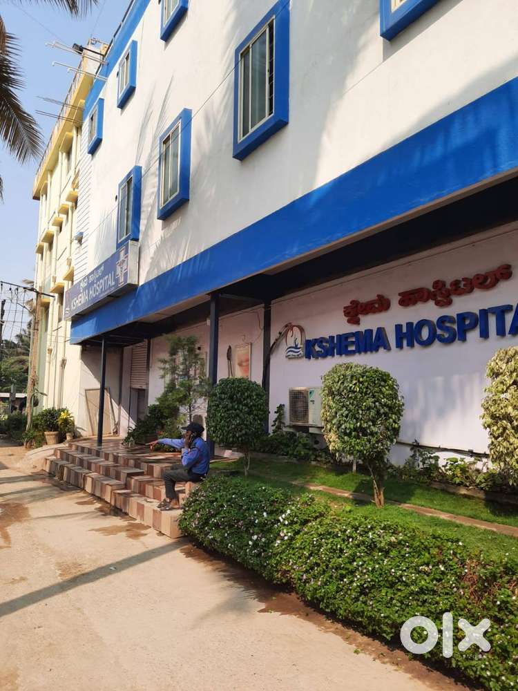 Rs. 11000 /sq.ft, 200 meters from Kodathi, Sarjapur Road, Bangalore