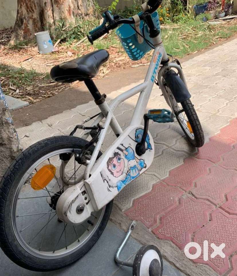 Well maintain ,next to new