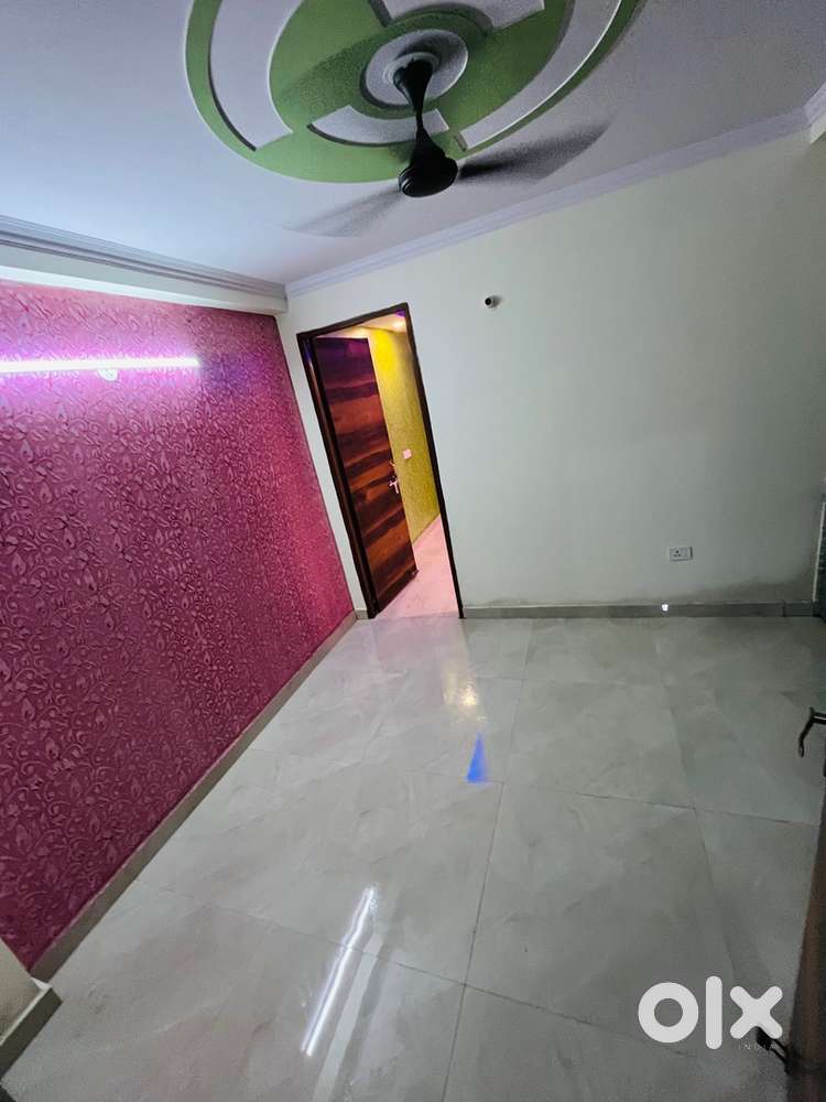 1 BHK FLAT IN NEW ASHOK NAGAR NEAR METRO STATION