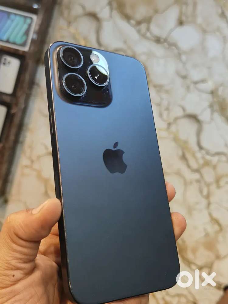 IPHONE 15 PRO MAX 1TB IN EXCELLENT CONDITION WITH ALL ACCESSORIES