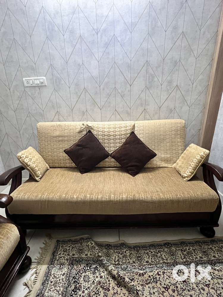 Sofa set for sale
