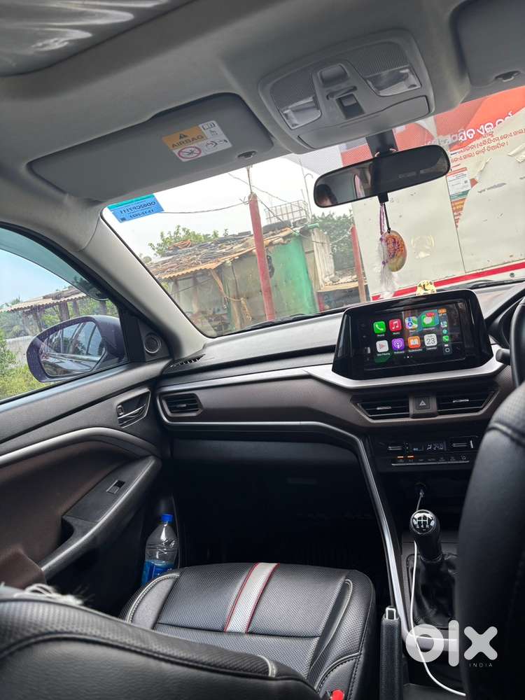 Maruti Suzuki Brezza 2024 Petrol Well Maintained