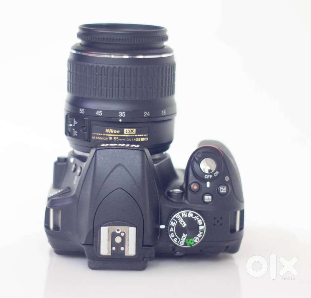 Nikon D3300 DSLR with Nikon 18-55 Lens MINT Condition