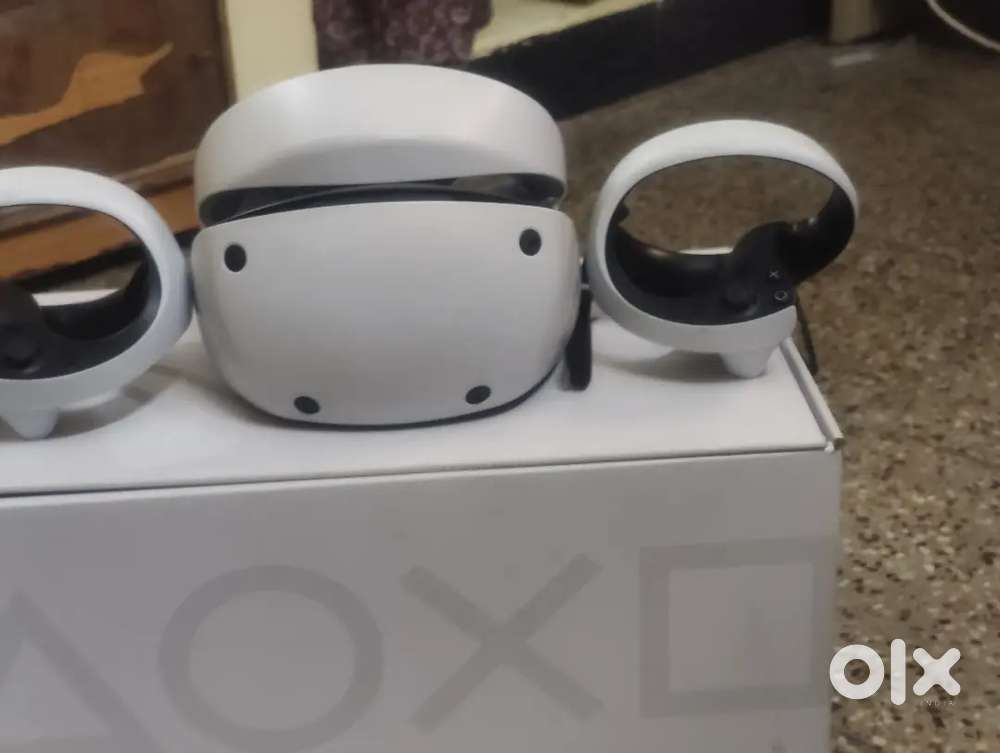 Ps5 vr used available.