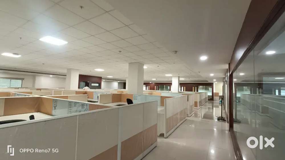 100 Workstations 10 Cabins 2 Conference plug and play office for Rent