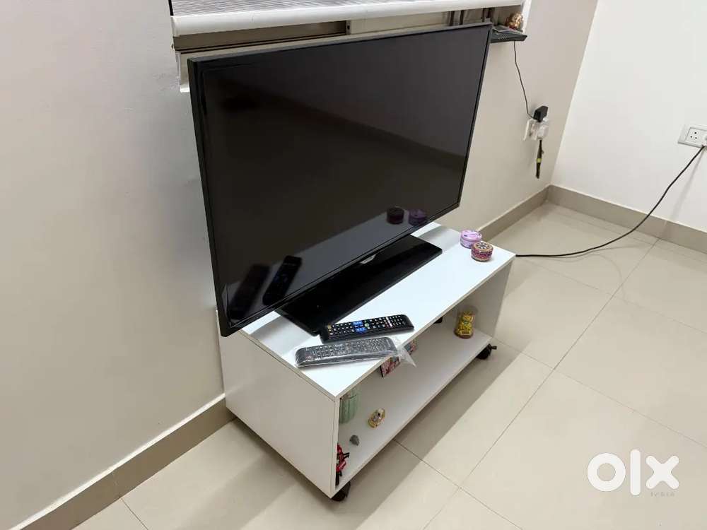 Samsung 40 inch led smart tv