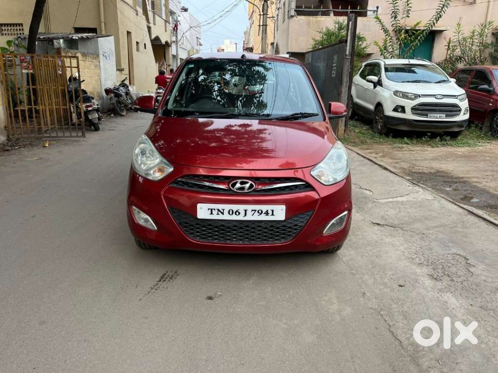 Hyundai i10 Sportz, 2013, Petrol