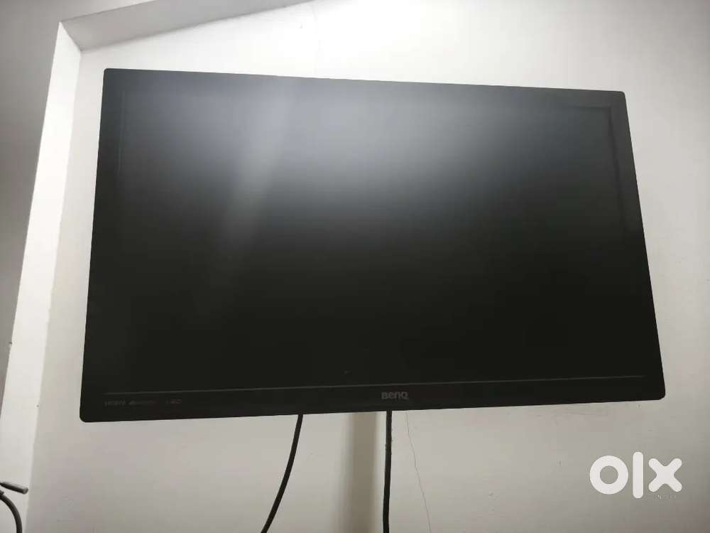 27 inch benq monitor in good condition